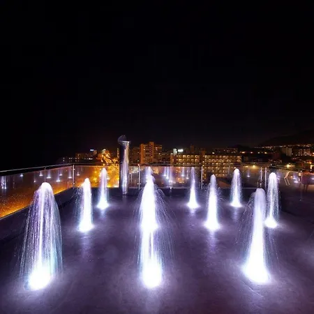Las Arenas Suites Hotell 4*