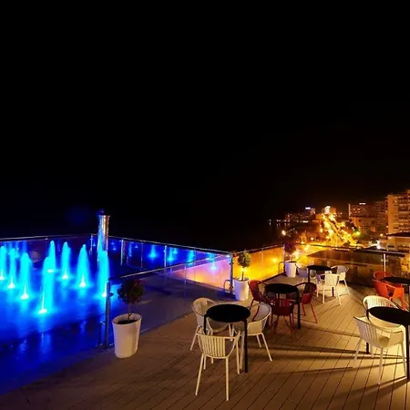 Las Arenas Suites 4*